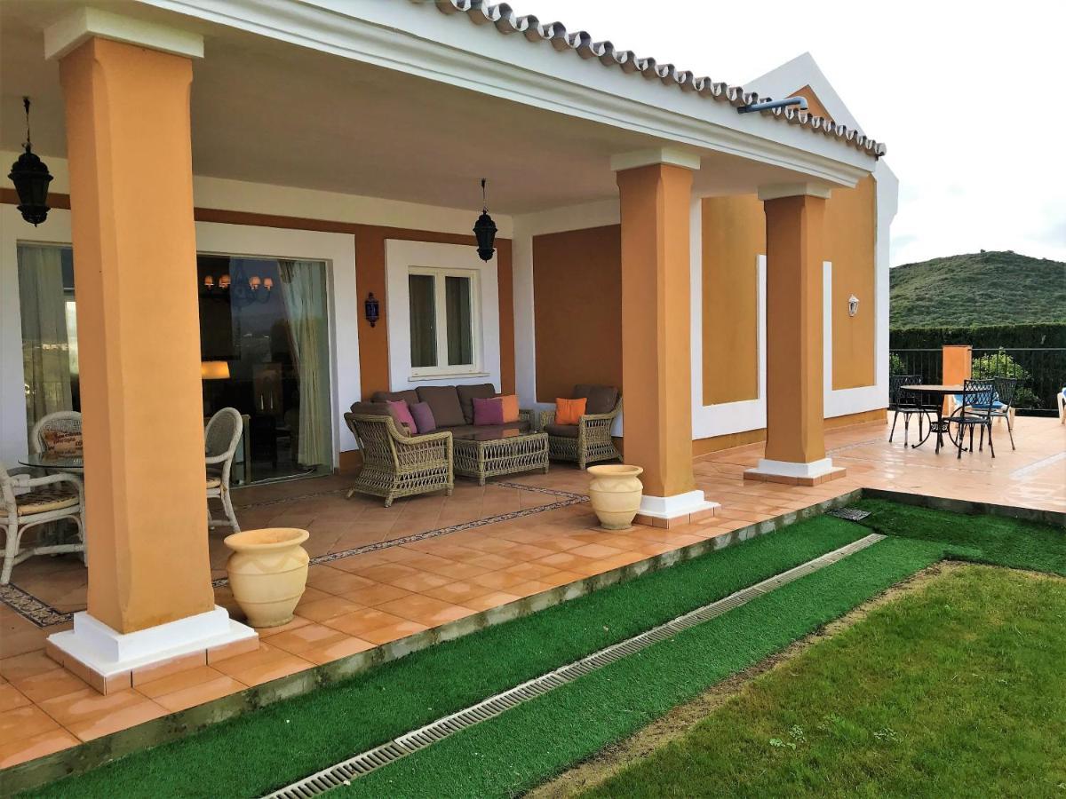 Villa Princesa Kristina Castillo de Sabinillas Екстериор снимка